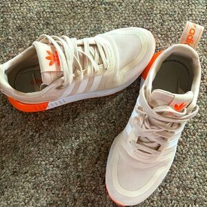 Adidas Multitix - Beige/Orange/White